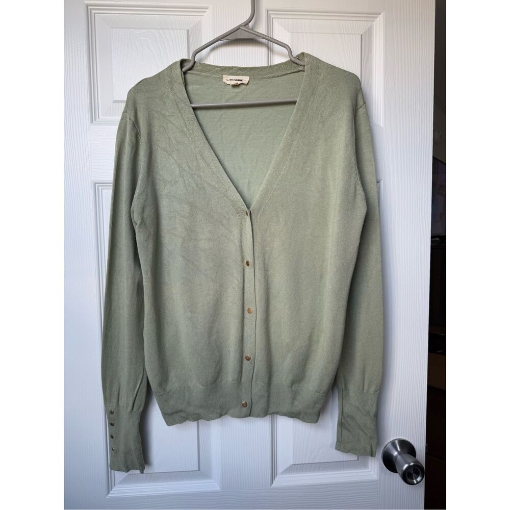 eesome Sweater Medium Women's Green Olive Gold Button Cardigan Spring